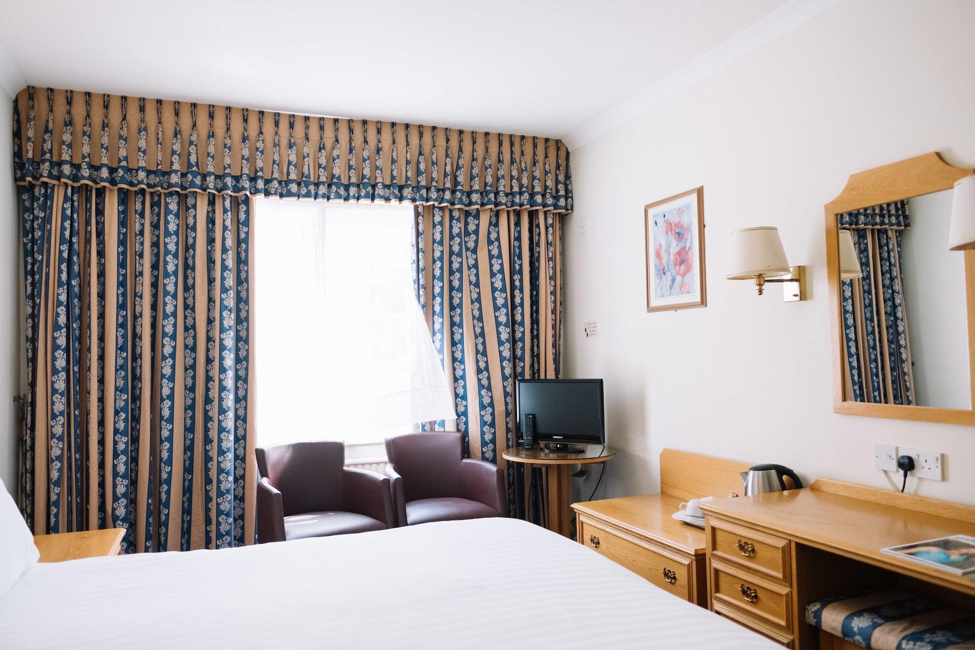 โรงแรมอพอลโล Saint Helier ภายนอก รูปภาพ
