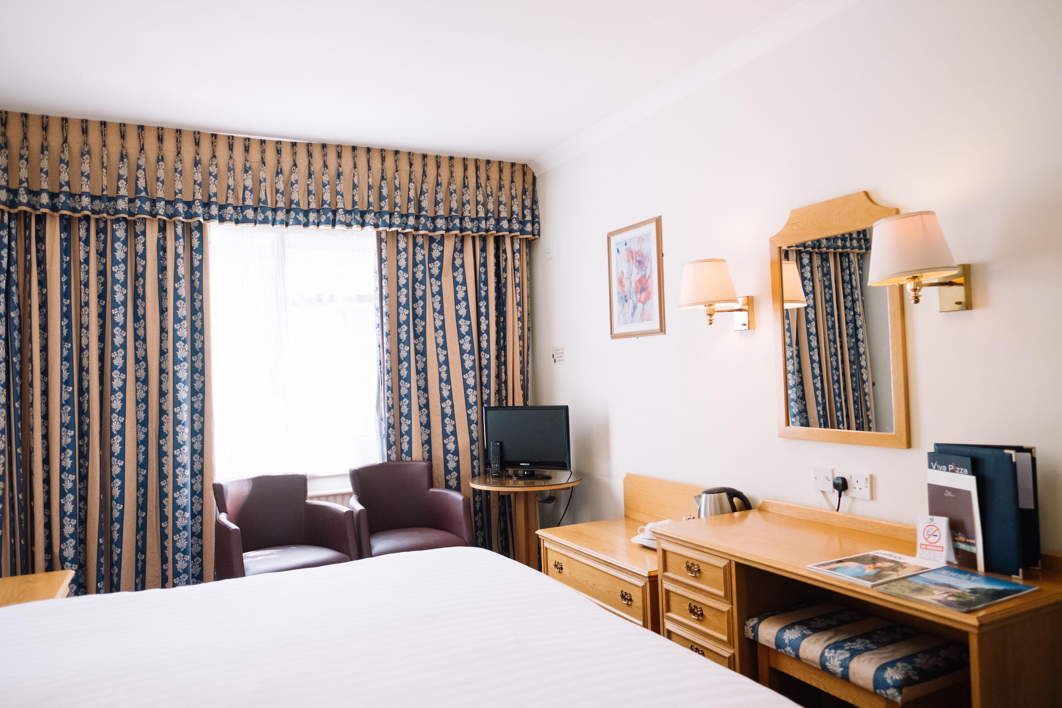 โรงแรมอพอลโล Saint Helier ภายนอก รูปภาพ